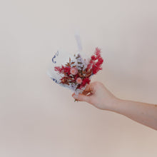 Load image into Gallery viewer, Mini Everlasting Bouquet