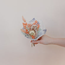 Load image into Gallery viewer, Mini Everlasting Bouquet