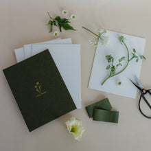 Load image into Gallery viewer, Flower Press