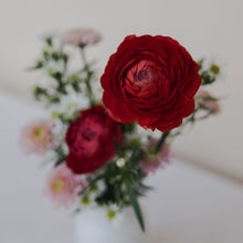 Load image into Gallery viewer, Dainty Love