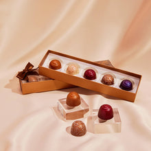Load image into Gallery viewer, Premium Truffle Sampler - 5 pc. Box