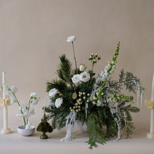 Load image into Gallery viewer, Bud Vase Add-On
