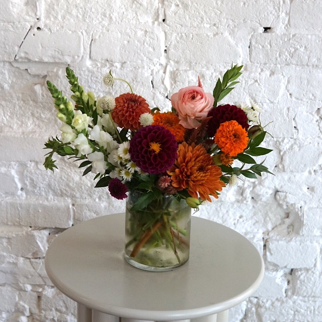 Small Fresh Floral Delivery in Kentuckiana – Bloomed Roots