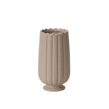 Load image into Gallery viewer, Andeno Vase
